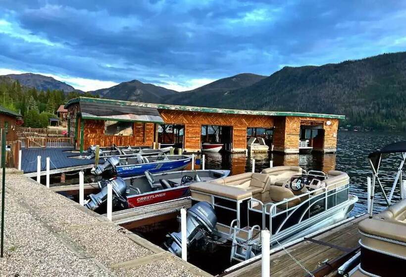 Cozy Grand Lake Mountain View Lodge