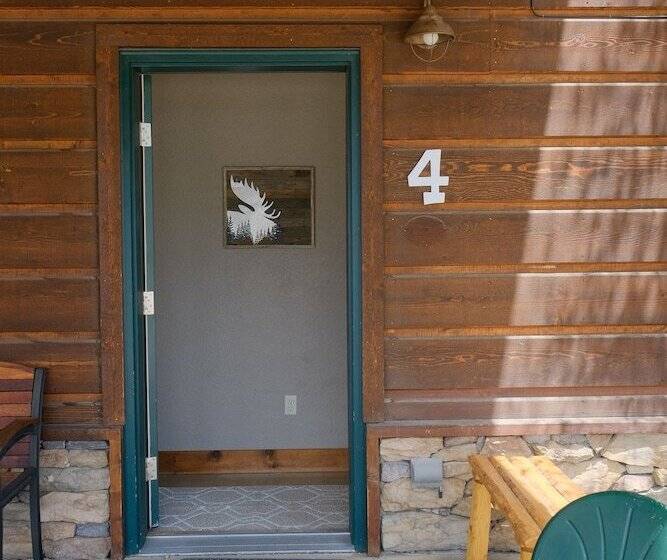 Cozy Grand Lake Mountain View Lodge