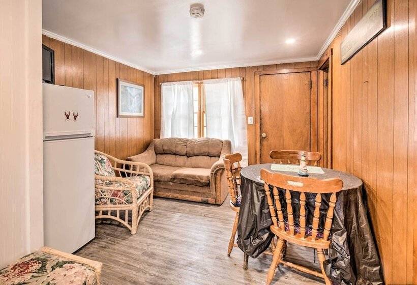 Cozy Hampton Cottage W/ Bbq Walk To Ocean!