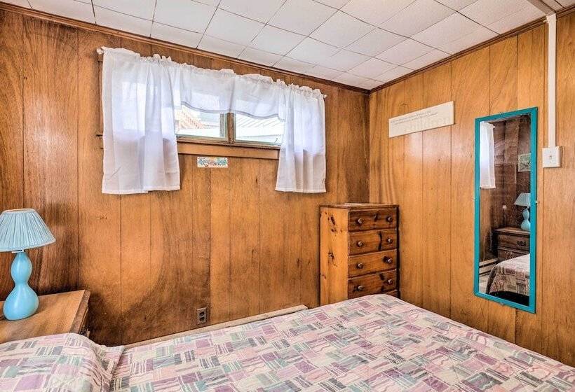 Cozy Hampton Cottage W/ Bbq Walk To Ocean!