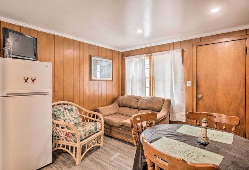 Cozy Hampton Cottage W/ Bbq   Walk To Ocean!