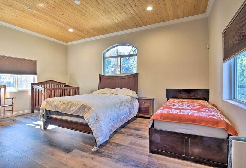 Cozy Pine Mountain Club Cabin W/ Large Deck