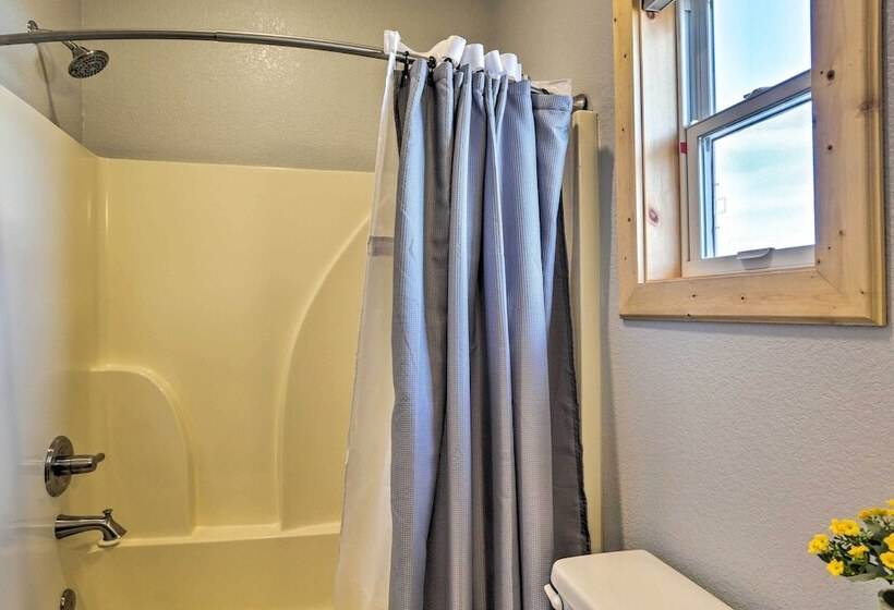 Cozy Spearfish Cottage < 1 Mi To Hiking Trail