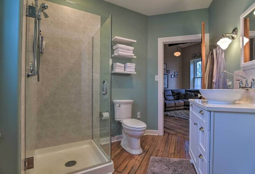 Cozy Wrightsville Cottage W/ Private Hot Tub!