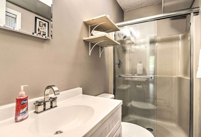 Creekside Retreat   Mins To Slopes & Trails!