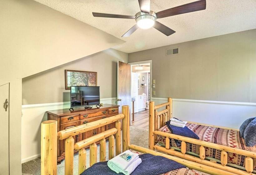 Creekside Retreat Mins To Slopes & Trails!