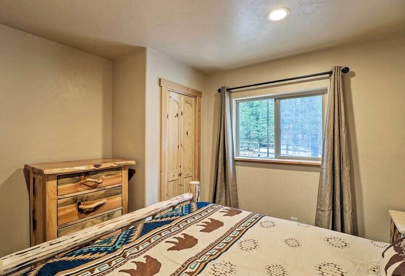 Custom Cabin W/ Grill & Fire Pit: 7 Mi To Glacier!