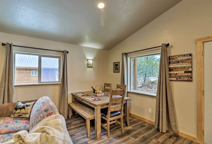 Custom Cabin W/ Grill & Fire Pit: 7 Mi To Glacier!