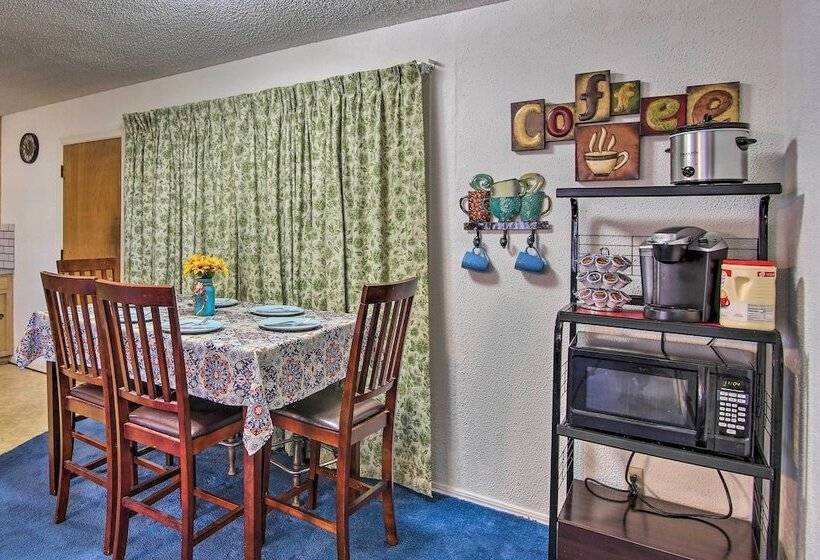 Dog Friendly Bartlesville Retreat W/ Yard!