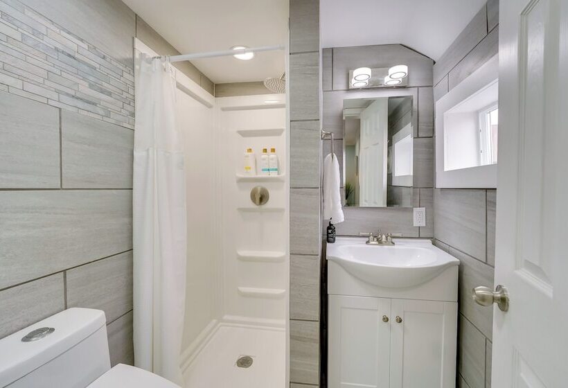 Manistee Cottage Near Beach & Dtwn