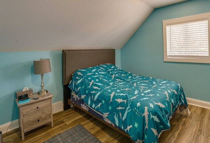 Manistee Cottage Near Beach & Dtwn