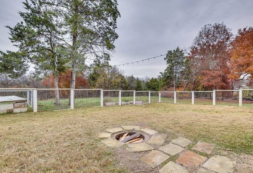 Dog Friendly Home W/ Yard & Fire Pit In Midlothian