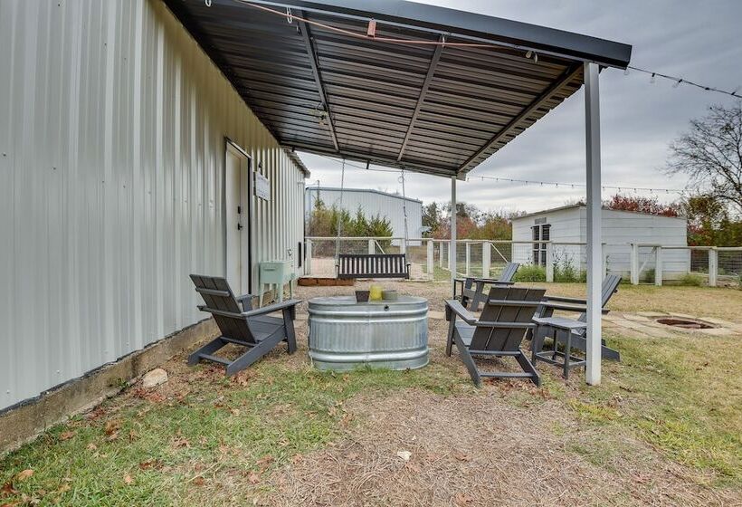 Dog Friendly Home W/ Yard & Fire Pit In Midlothian