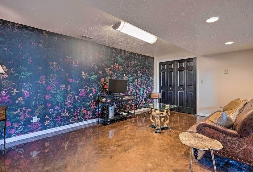 Eclectic Salt Lake Home With 2 Decks + Fire Pit!