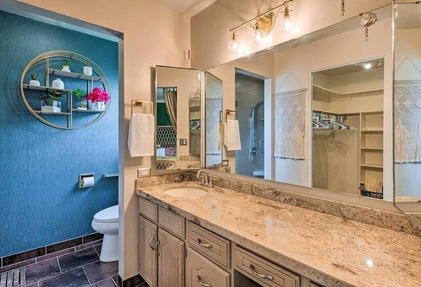 Eclectic Salt Lake Home With 2 Decks + Fire Pit!