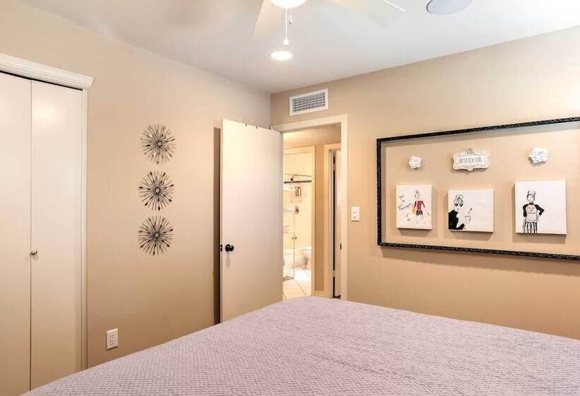 El Paso Smart House: Backyard   12 Mi To Downtown