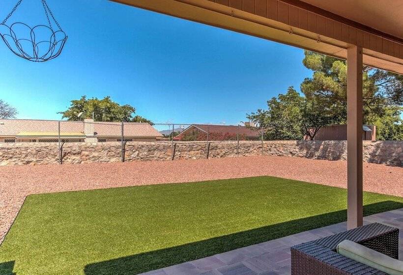 El Paso Smart House: Backyard   12 Mi To Downtown