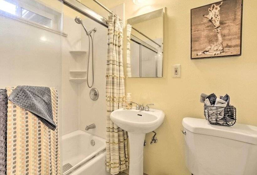 Enchanting Reno Retreat W/ Deck: Walk To Midtown!