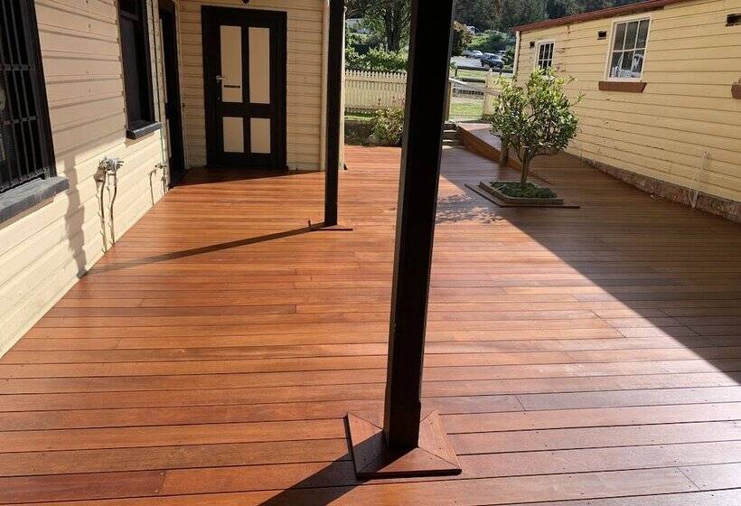 Exchange Hotel Beaconsfield