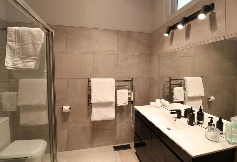 Exchange Hotel Beaconsfield