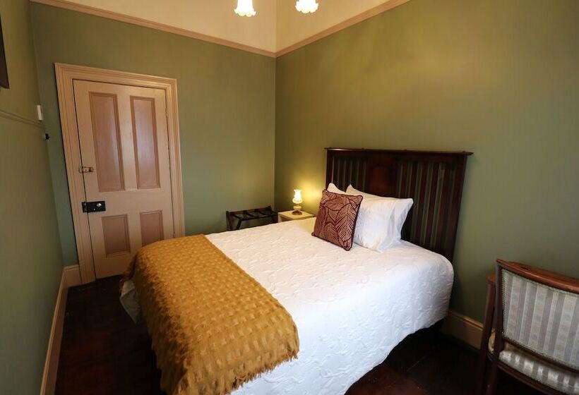 Exchange Hotel Beaconsfield