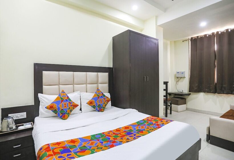 Fabhotel Heritage Villa