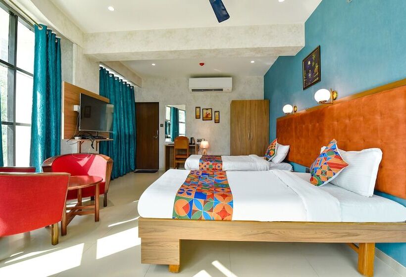 Fabhotel Siddharth Corporate