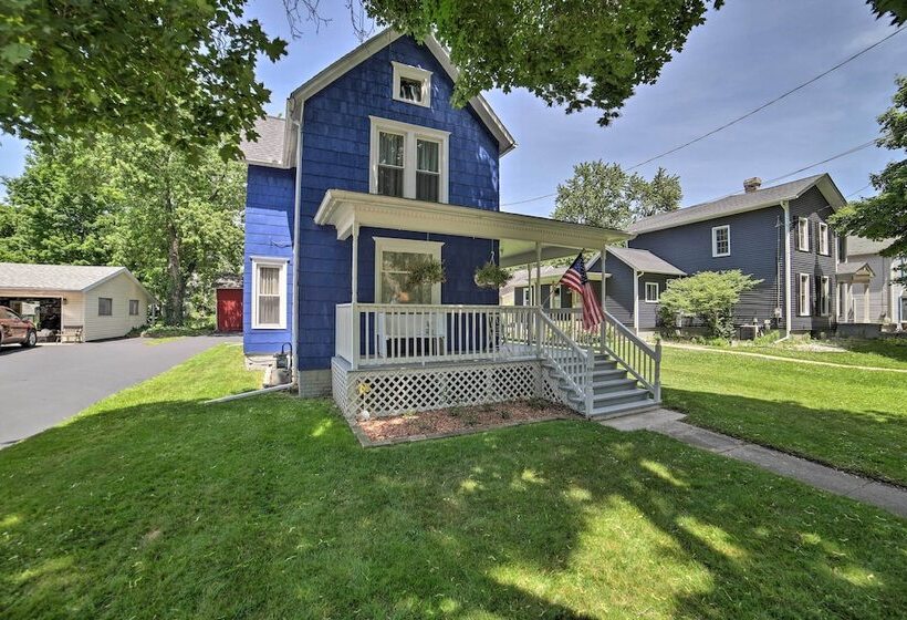 Family Friendly Home < 1 Mi To Adrian College