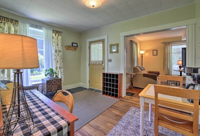 Family Friendly Home < 1 Mi To Adrian College