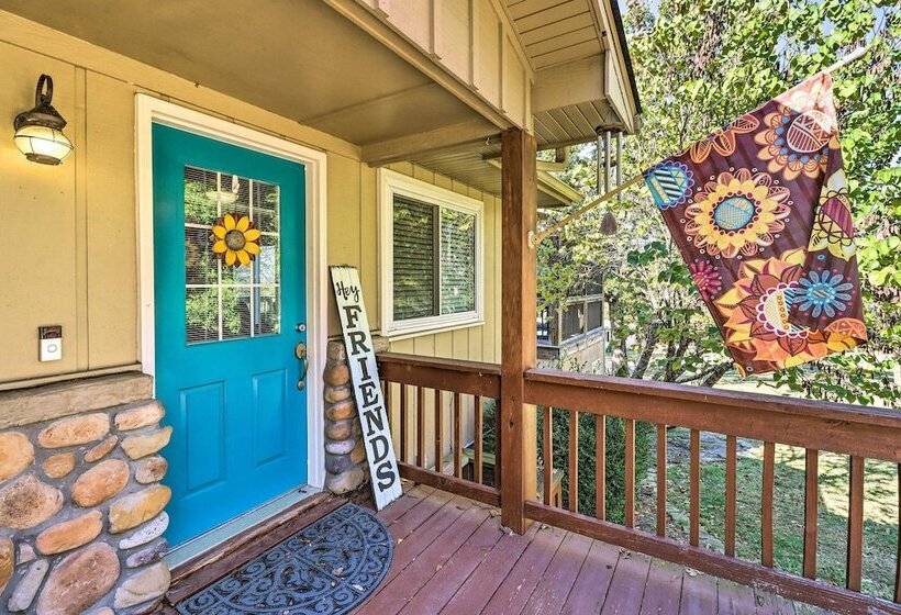 Family Friendly Lakeview Home W/ Private Yard