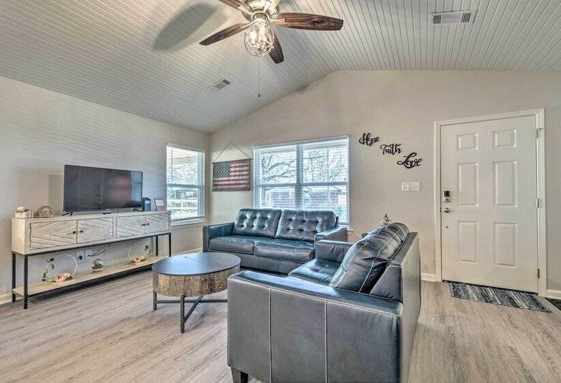 Family Home ~ 5 Mi To Downtown Little Rock!