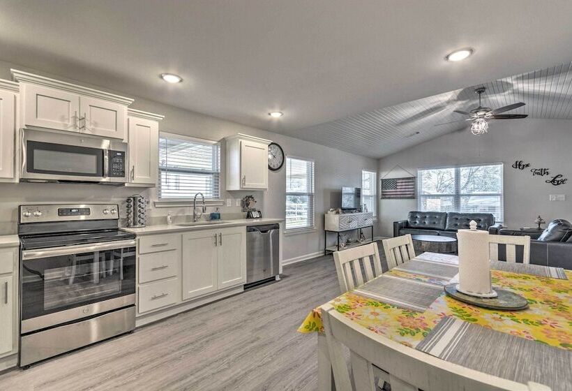 Family Home ~ 5 Mi To Downtown Little Rock!