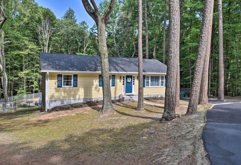 Family Oriented Richmond Home W/ Private Pool