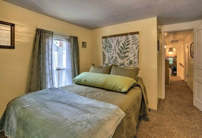 Family Friendly Home < 1 Mi To Adrian College