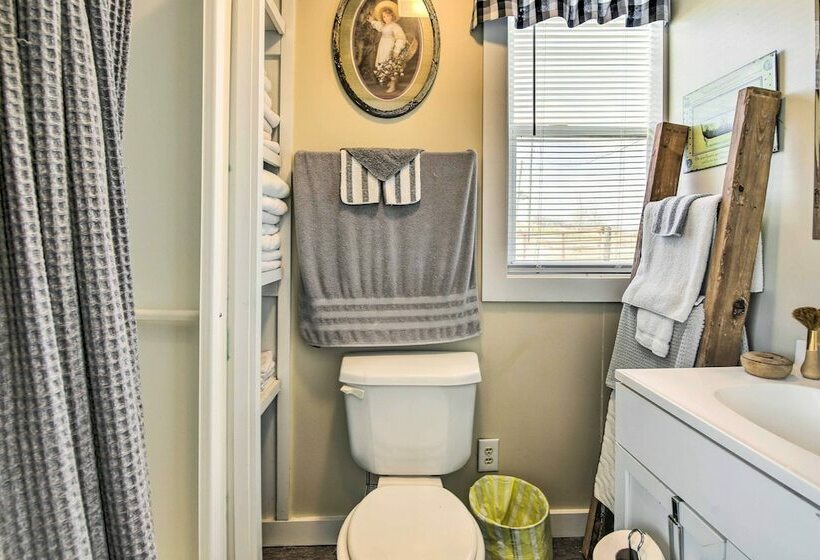 Farmhouse: Close To Norris Lake & Atv Trails!