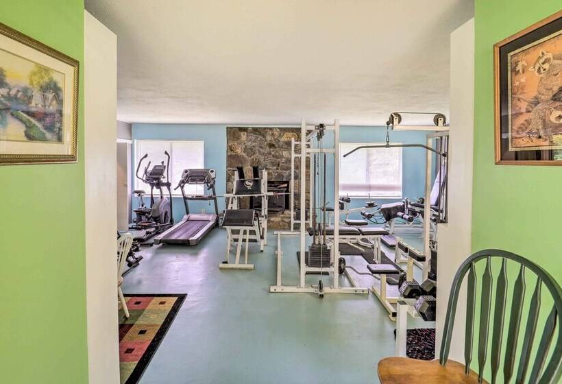 Furnished Deck + Home Gym: Bakersville Retreat!