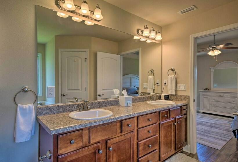 Foley Home W/ Outdoor Pool < 15 Mi To Beach