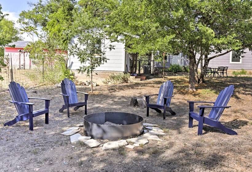 Fredericksburg Cottage W/ Grill   Walk To Main St!