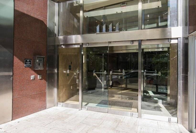 Spacious 4b Oasis Steps From French Quarter