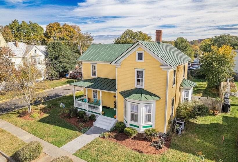 Front Royal Retreat ~ 1 Mi To National Park!