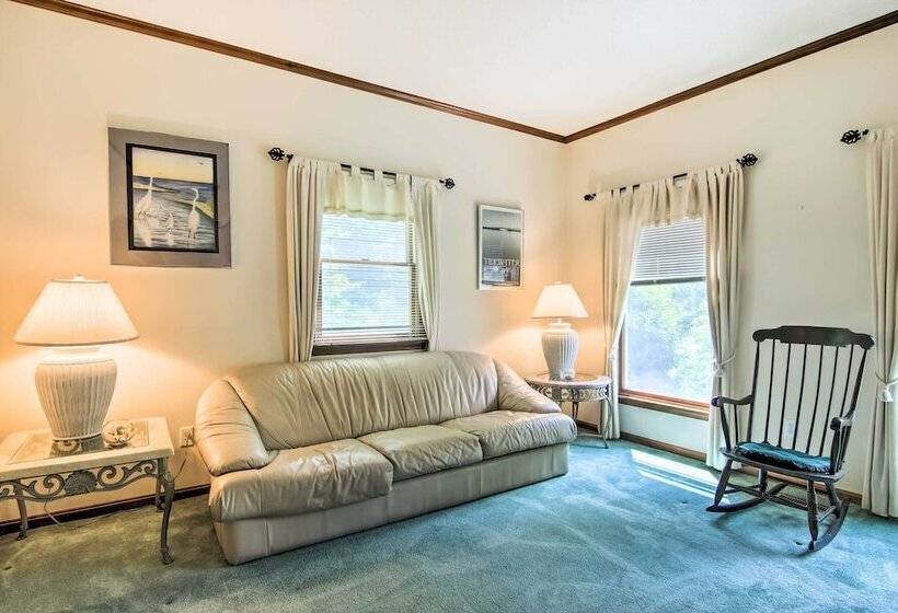 Golf Getaway W/ Pool Access 2 Mi To Bethany Beach!