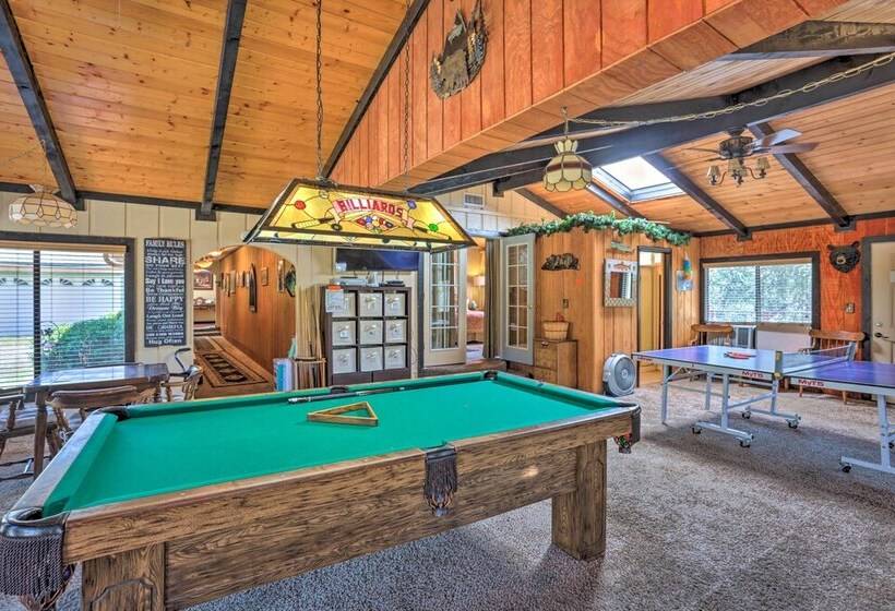 Gorgeous Oakhurst Retreat W/ Swimming Hole!