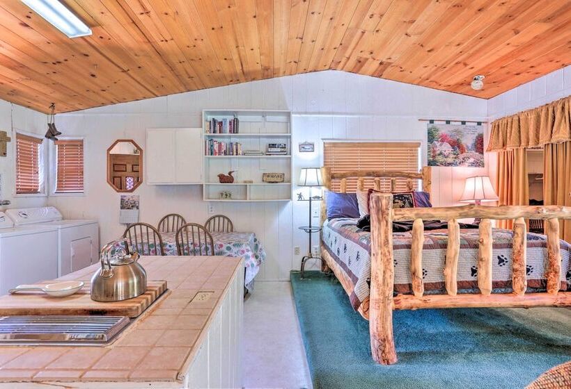 Gorgeous Oakhurst Retreat W/ Swimming Hole!