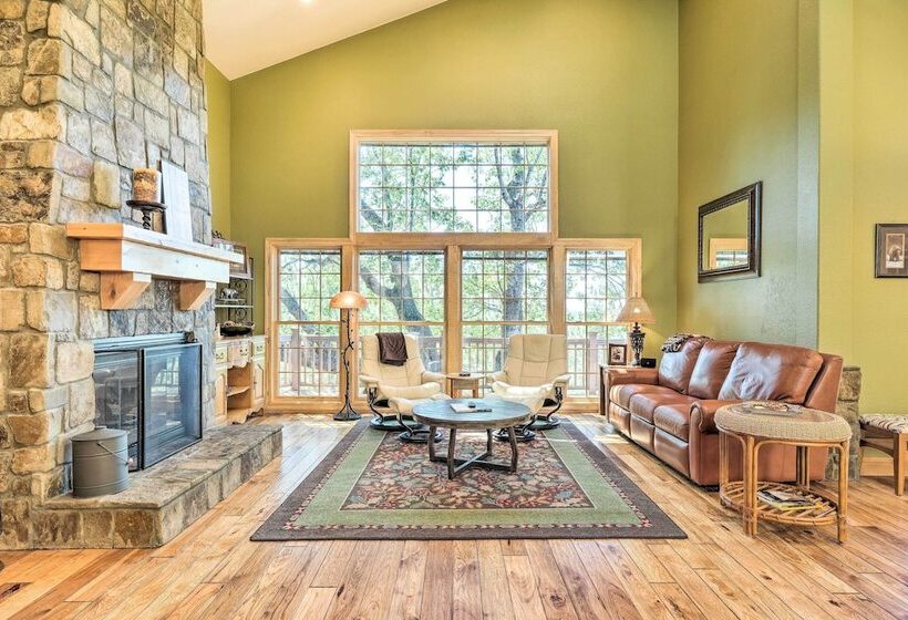 Groveland Lake House W/ Hot Tub & Water Views