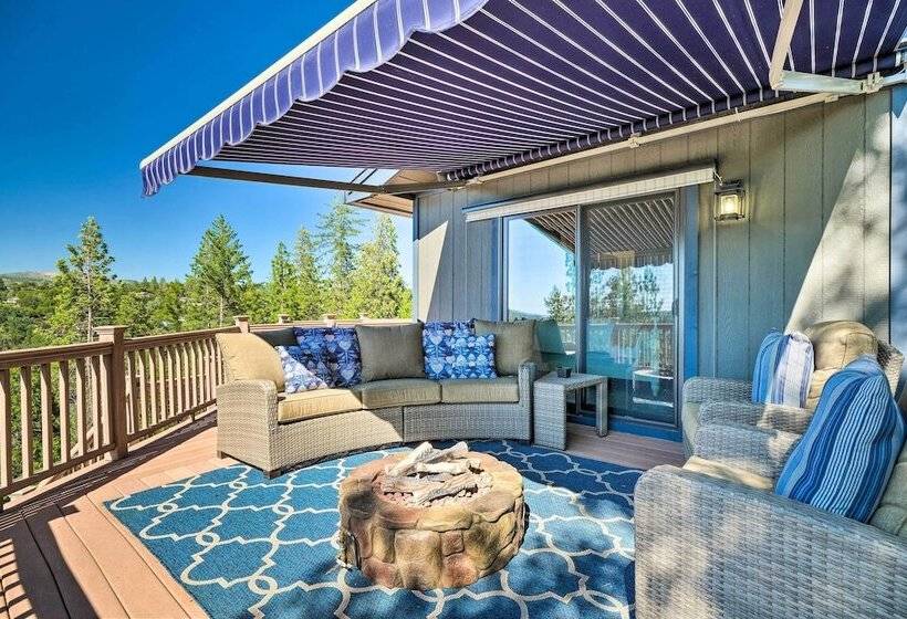 Groveland Lake House W/ Hot Tub & Water Views