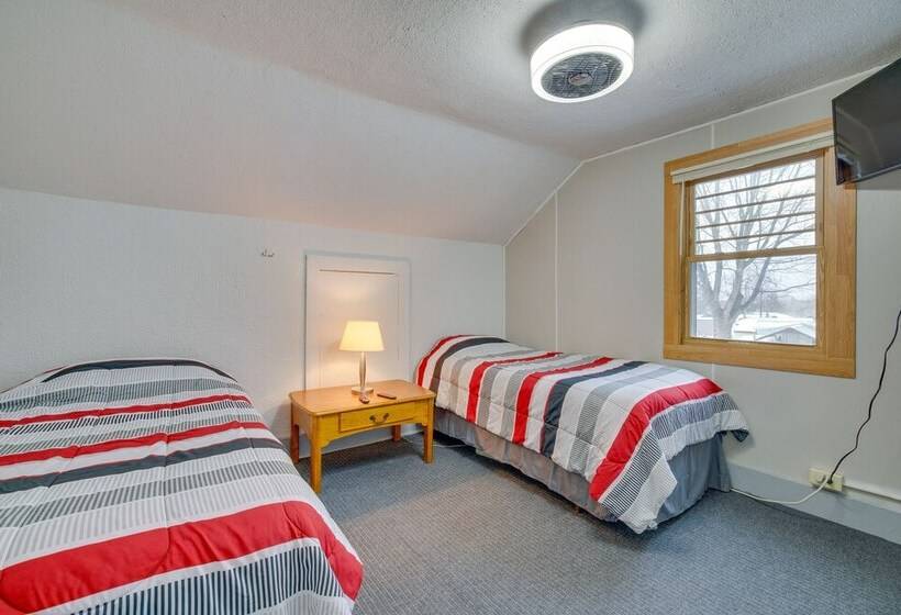 Harpers Ferry Escape: Near Hiking & Kayaking