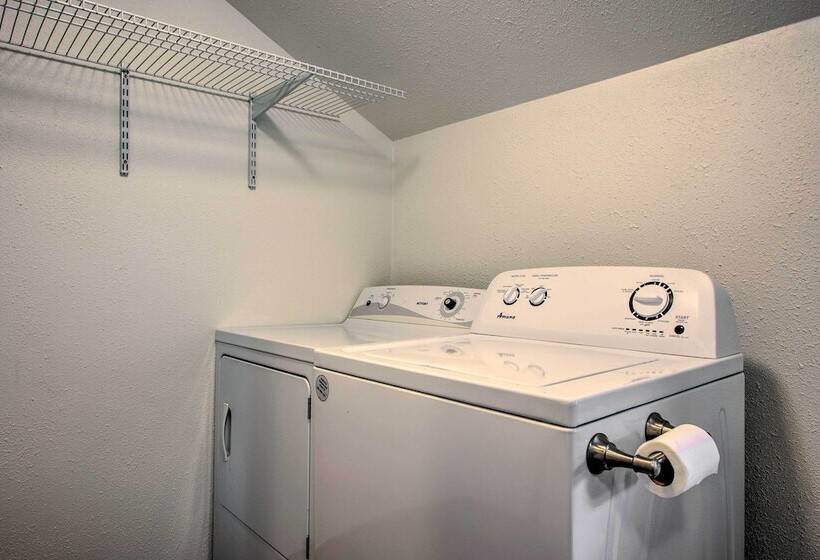 Harpers Ferry Escape: Near Hiking & Kayaking