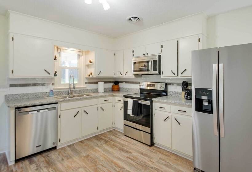 Harrisonburg Family Home W/ Deck, 4 Mi To Downtown