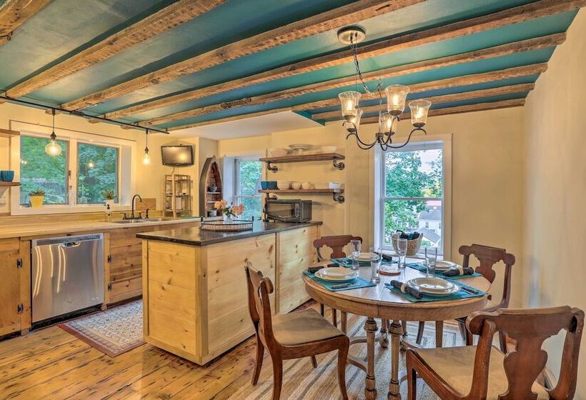 Historic Home In Lambertville: Walk To Bridge