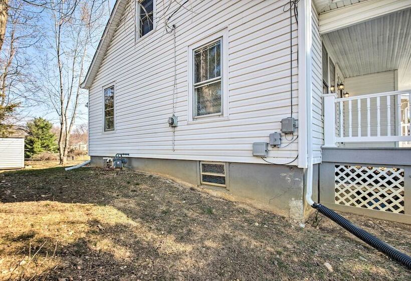 Historic Staunton Home ~ 1 Mi To Downtown!